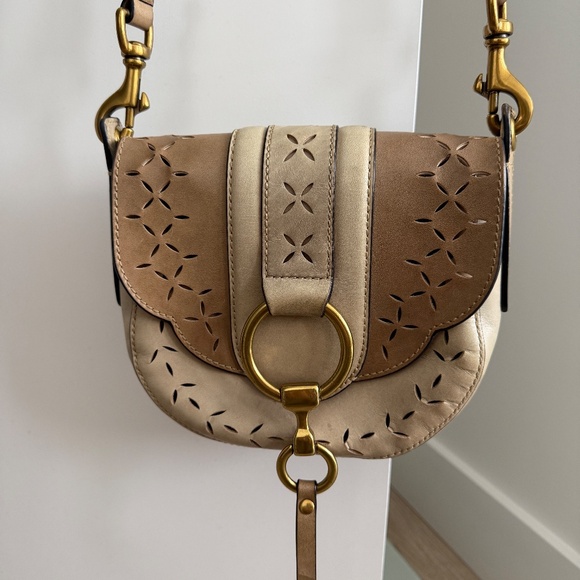 Frye Ilana Taupe Perforated Leather Saddle Crossbody Bag Purse in Cement - Picture 4 of 16